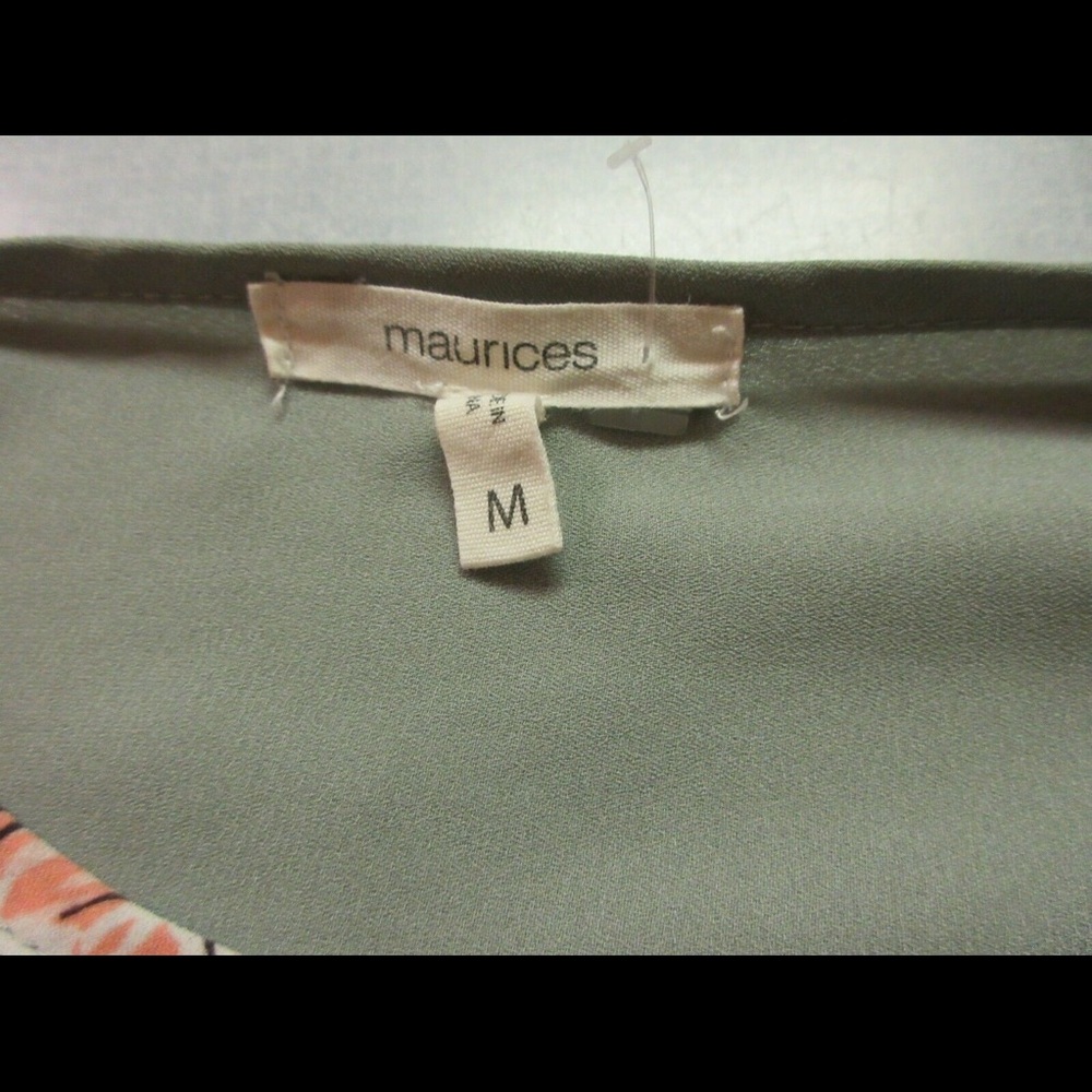 Maurices floral top / blouse floral sz Medium - Picture 6 of 6